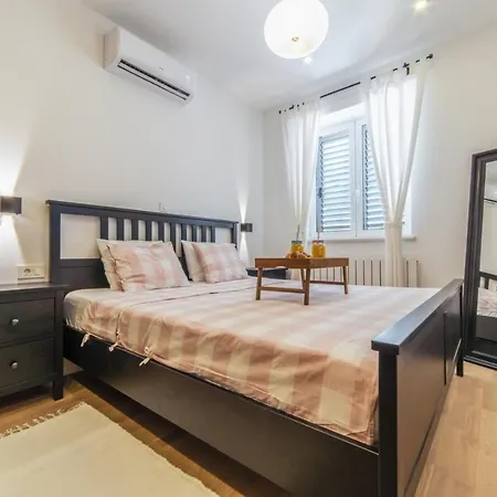 Luxury 5* By Guide & Sleep Διαμέρισμα